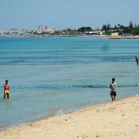 La Mimosa Vacanze مزرعة للإقامة مارسالا